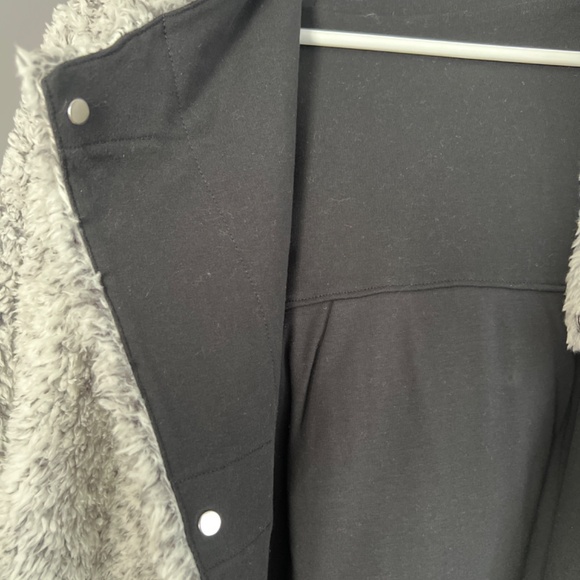 Sherpa Jacket - Picture 3 of 4